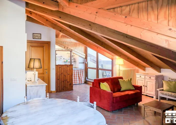 Torretta 9 By Design Apartment Bellano